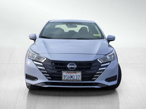 2024 Nissan Versa 1.6 SV