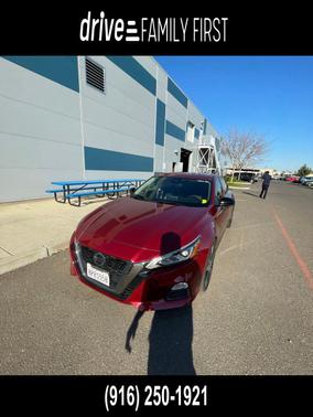 2020 Nissan Altima SR FWD