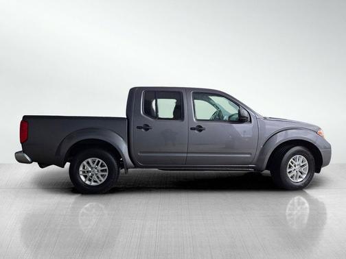 Gun Metallic 2017 Nissan Frontier SV