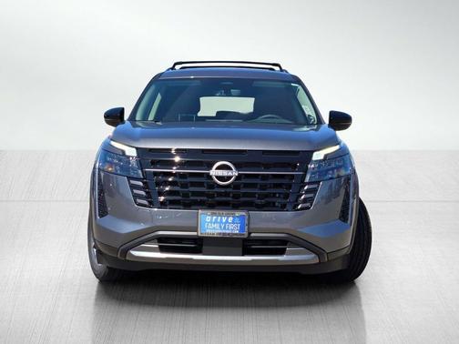 Gun Metallic 2026 Nissan Pathfinder SL