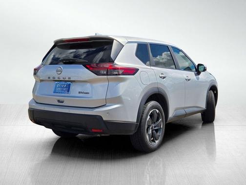 Brilliant Silver Metallic 2024 Nissan Rogue SV