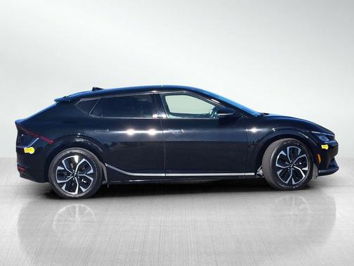 2022 Kia EV6 Wind