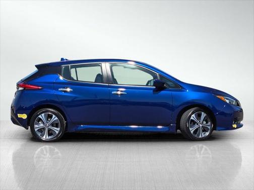 2022 Nissan Leaf SV PLUS 62 kWh