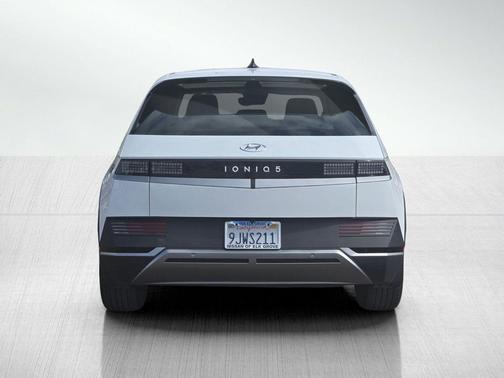 2024 Hyundai IONIQ 5 SE