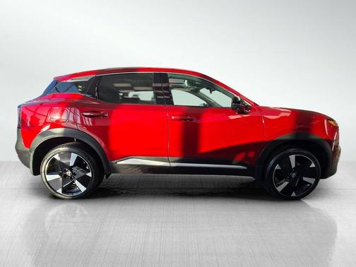 Scarlet Ember Tintcoat 2026 Nissan Kicks SR
