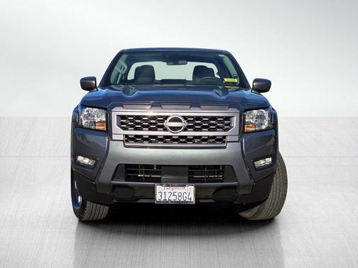 Gun Metallic 2025 Nissan Frontier SV