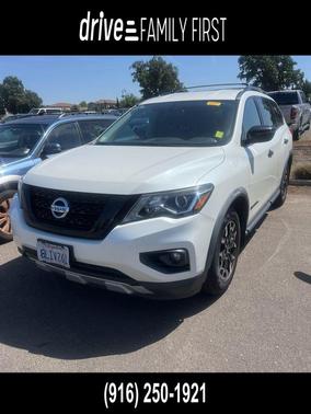 Pearl White Tricoat 2019 Nissan Pathfinder SV