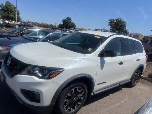 Pearl White Tricoat 2019 Nissan Pathfinder SV