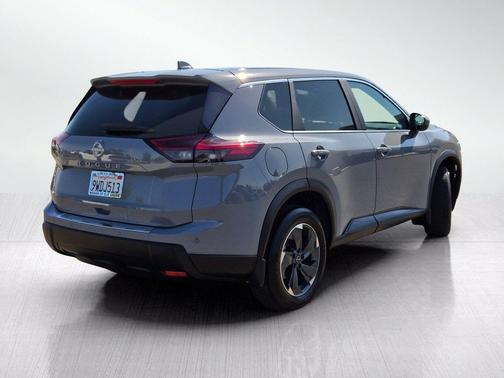 Boulder Gray Pearl 2026 Nissan Rogue SV