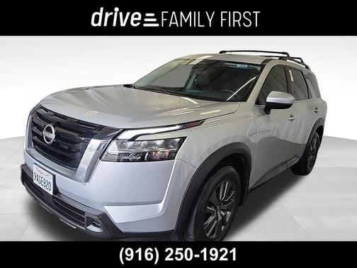 2022 Nissan Pathfinder SV 2WD