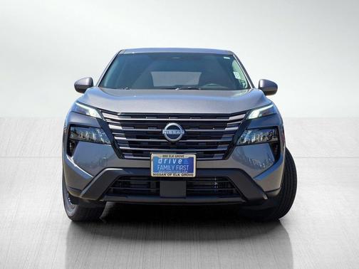 Gun Metallic 2026 Nissan Rogue SV
