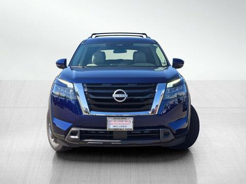 2025 Nissan Pathfinder SV 4WD
