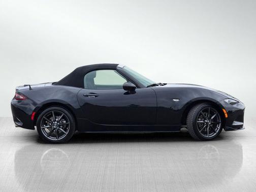 2016 Mazda MX-5 Miata Club