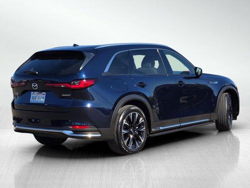 2025 Mazda CX-90 PHEV Premium Plus