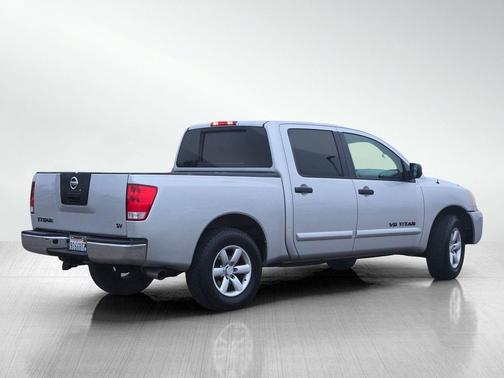 2012 Nissan Titan SV