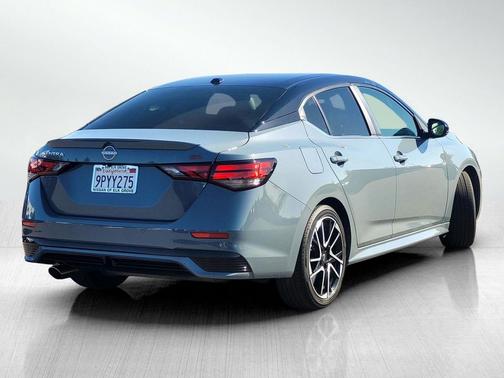 Atlantic Gray/Super Black 2025 Nissan Sentra SR