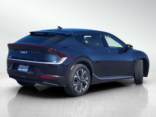2023 Kia EV6 Light
