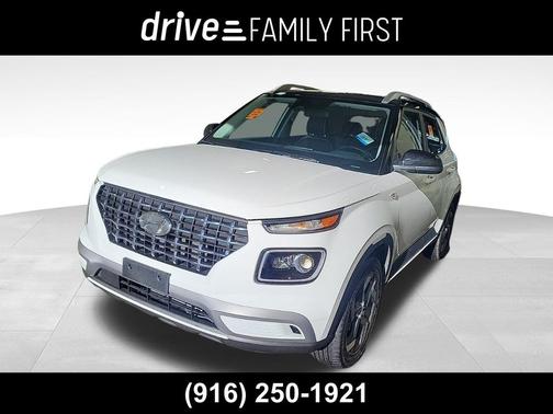 2024 Hyundai VENUE Limited