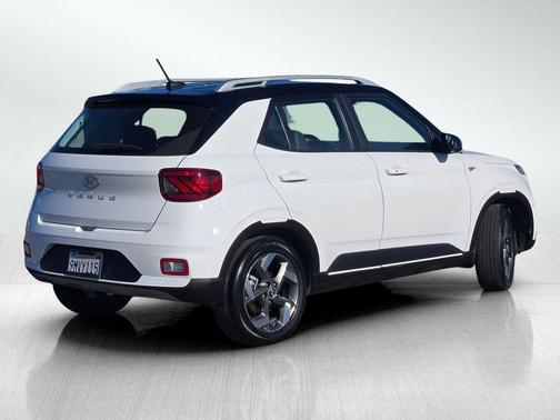 2024 Hyundai VENUE Limited