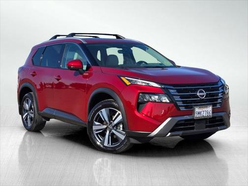 2024 Nissan Rogue SL