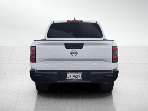 2024 Nissan Frontier S