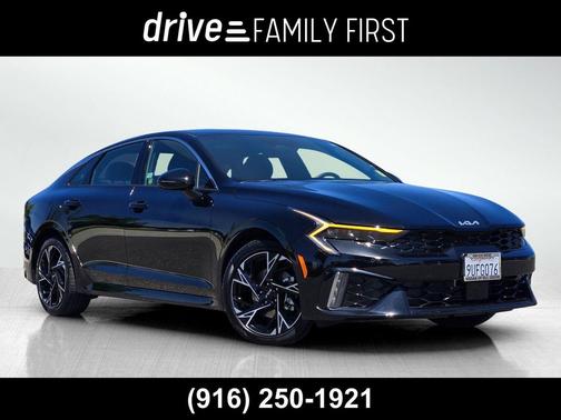 Aurora Black Pearl 2025 Kia K5 GT-Line