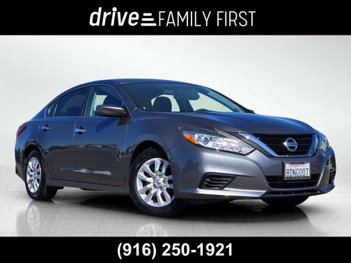 Gun Metallic 2018 Nissan Altima 2.5 S