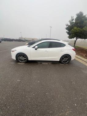 2018 Mazda Mazda3 Touring