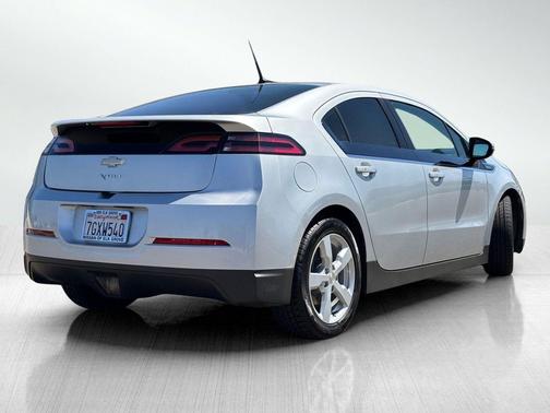 Silver Ice Metallic 2014 Chevrolet Volt Base
