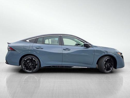 Atlantic Gray/Super Black 2026 Nissan Sentra SR