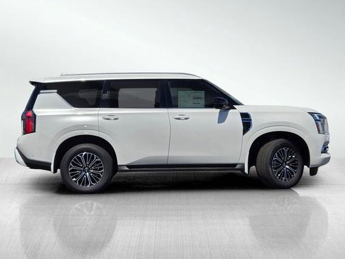 2025 Nissan Armada SL 4WD