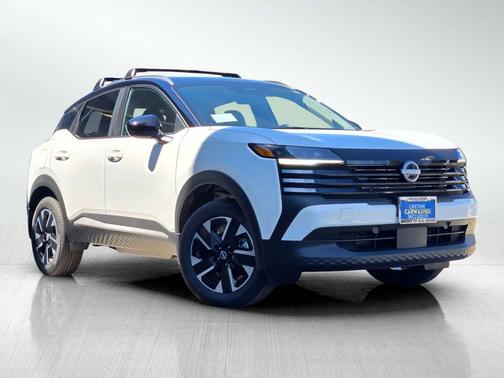 Aspen White/Super Black 2026 Nissan Kicks SV