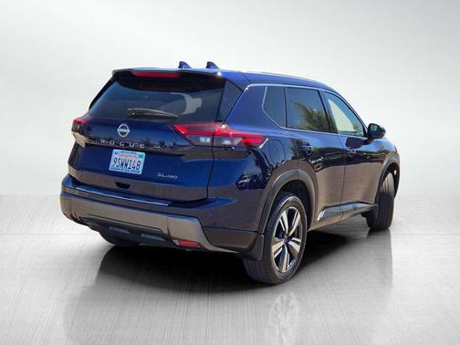 Deep Ocean Blue Pearl 2025 Nissan Rogue SL
