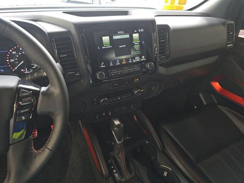 2024 Nissan Frontier PRO-X
