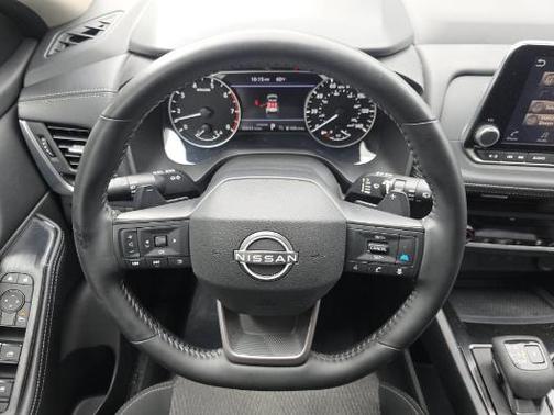 Brilliant Silver Metallic 2025 Nissan Rogue SV