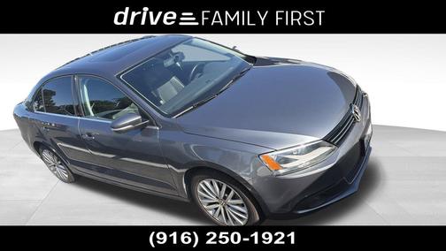Platinum Gray Metallic 2013 Volkswagen Jetta SEL