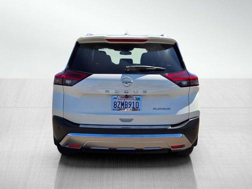 Pearl White Tricoat 2021 Nissan Rogue Platinum