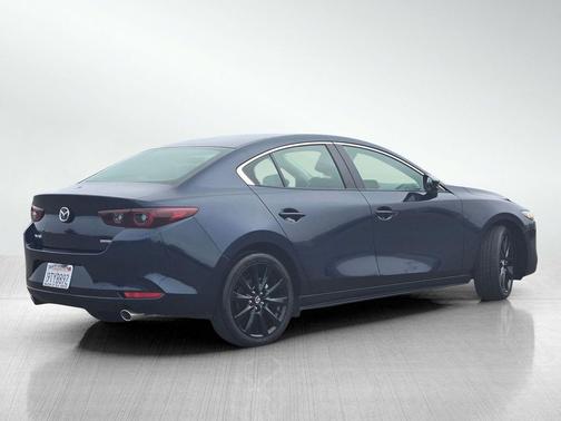 2025 Mazda Mazda3 2.5 S Select Sport