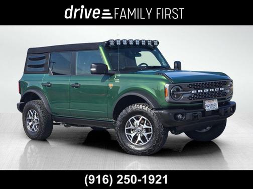 2023 Ford Bronco Badlands