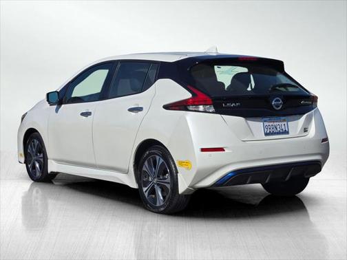 2022 Nissan Leaf SV PLUS 62 kWh