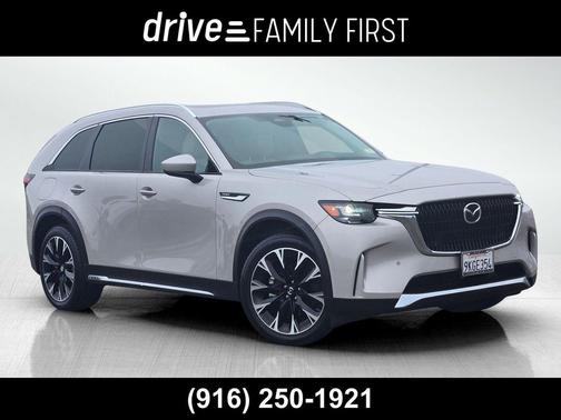 2024 Mazda CX-90 PHEV Premium