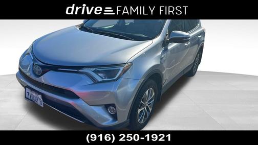 2017 Toyota RAV4 Hybrid XLE