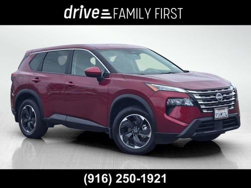 2025 Nissan Rogue SV