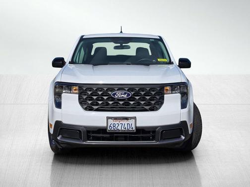 Oxford White 2025 Ford Maverick XLT