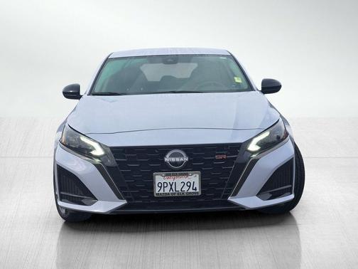 2025 Nissan Altima SR FWD