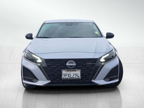 2025 Nissan Altima SR FWD