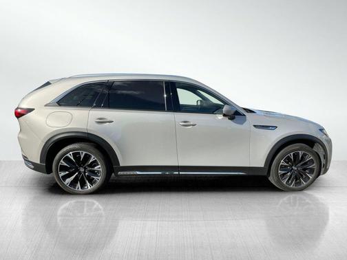 2024 Mazda CX-90 PHEV Premium