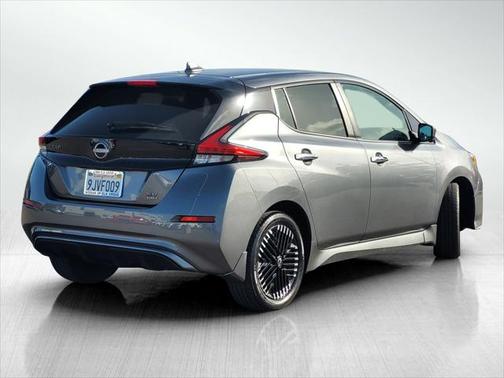 2024 Nissan Leaf SV PLUS
