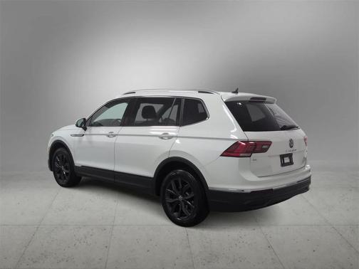 2024 Volkswagen Tiguan 2.0T SE 4MOTION