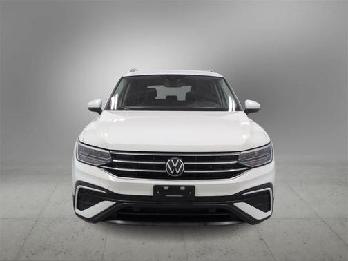 2024 Volkswagen Tiguan 2.0T SE 4MOTION
